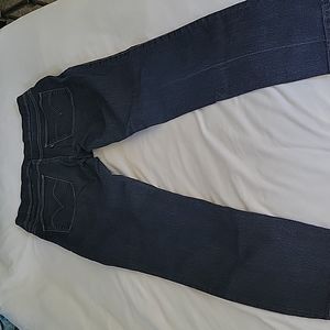 Levi's stretch jeans